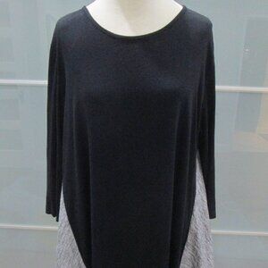 M Square NEETU MALIK Contrast Fabric One Size Dolman Sleeve Tunic